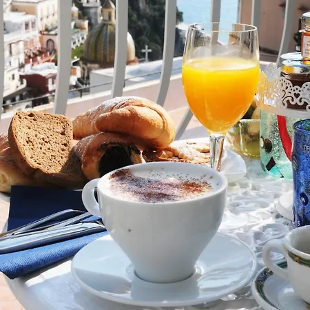 Oda ve Kahvaltı Milky Positano
