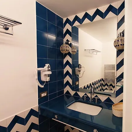 Bed & Breakfast Milky