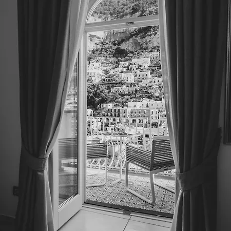 Milky 3* Positano